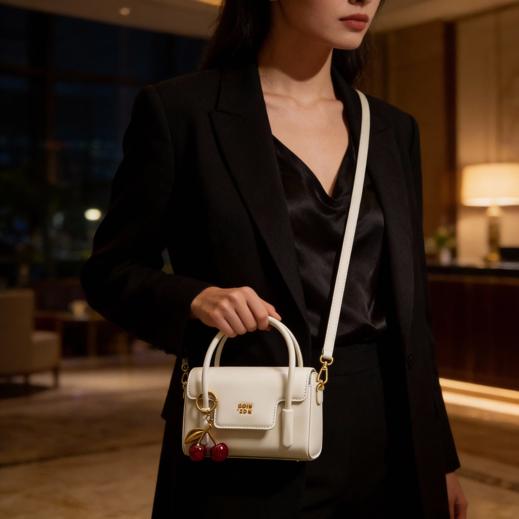 ZOÉ - Top Handle Bag