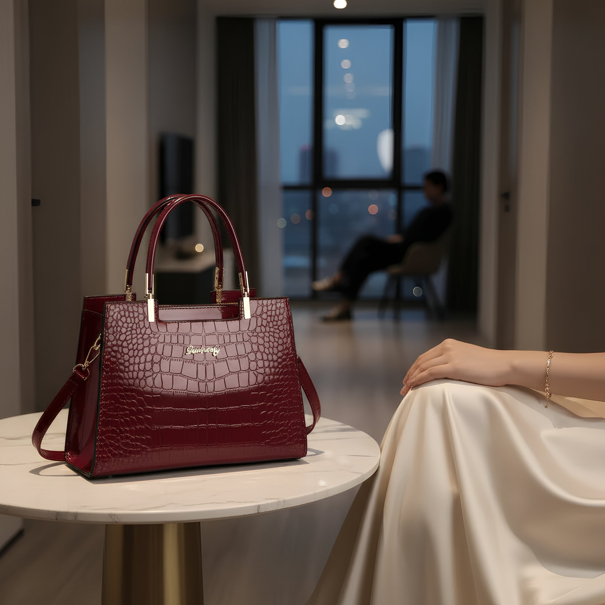 ÉLODIE - Top Handle Bag