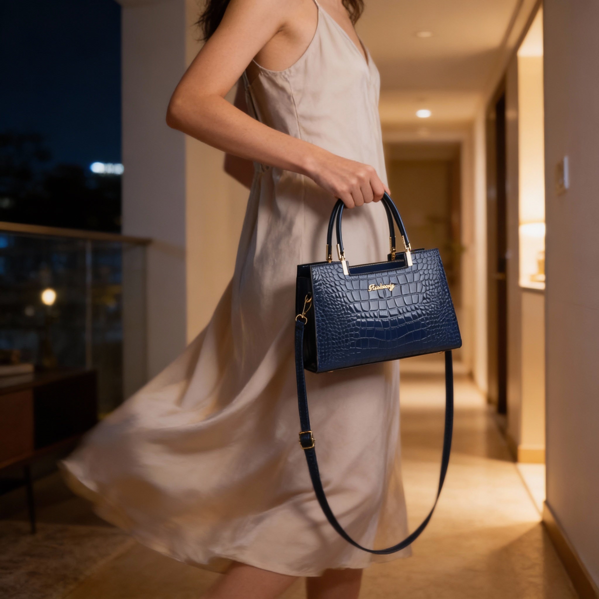 ÉLODIE - Top Handle Bag